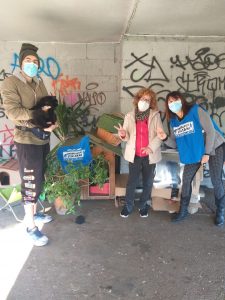 Foto donazioni cibo (2)
