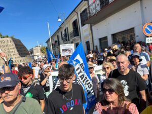 Manifestazione San Benedetto dei Marsi_Animalisti Italiani Onlus (25)